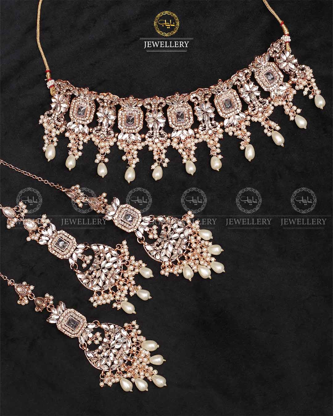 Kundan Collar (flexible) set with sahara Earrings TikaNJ-1904-G
