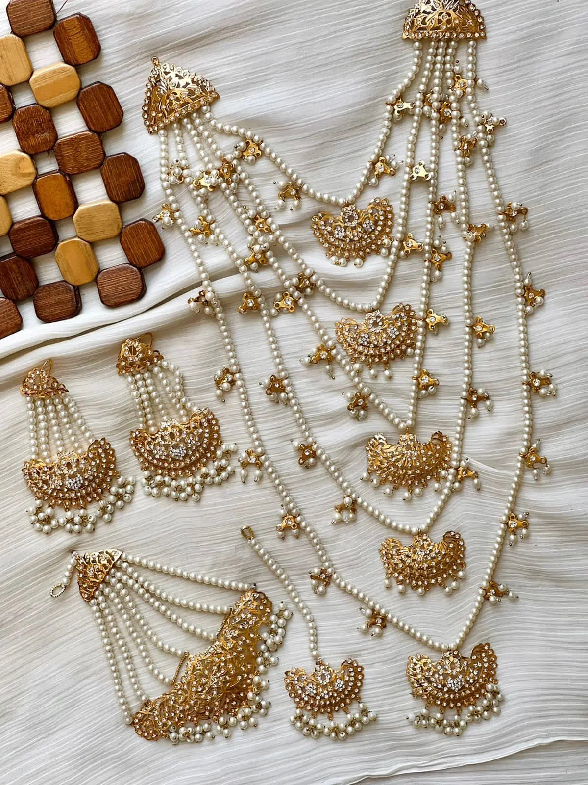 Light Weight Hyedrabadi 5lara Bridal Mala set NJ-1658