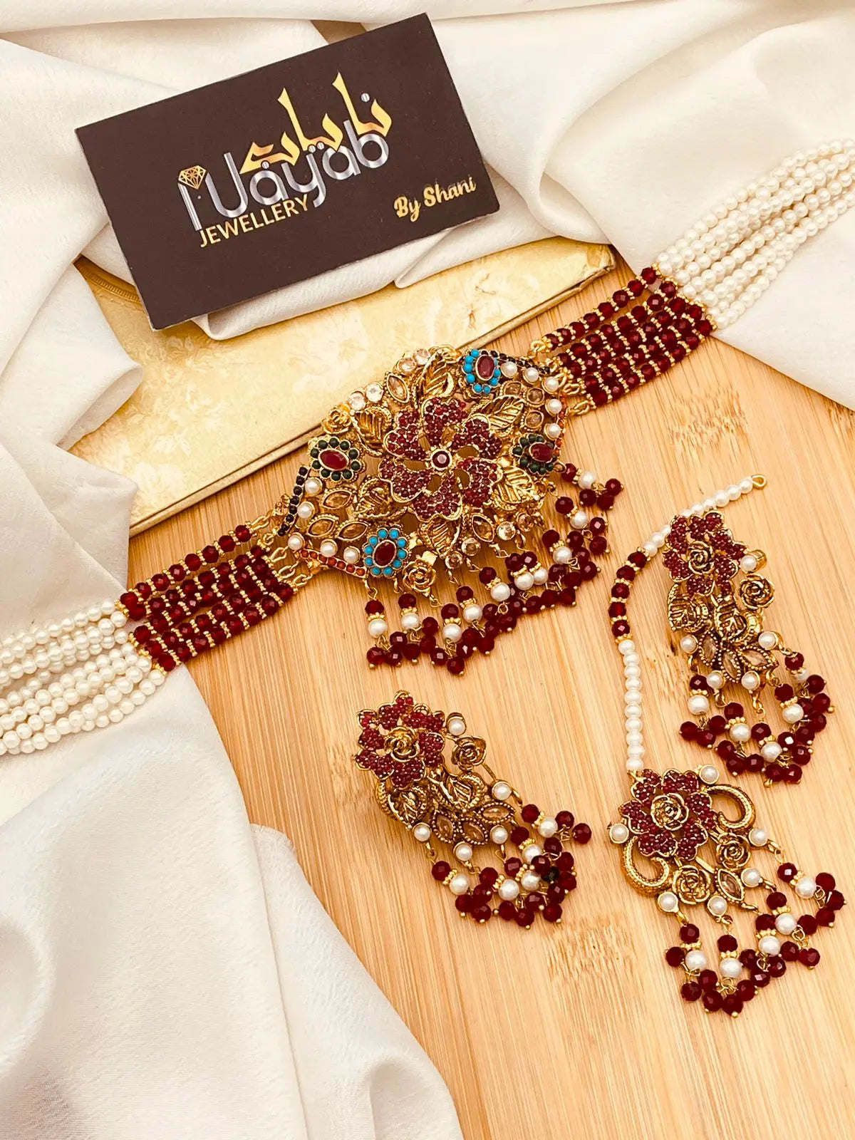 Noratan Chokar Set