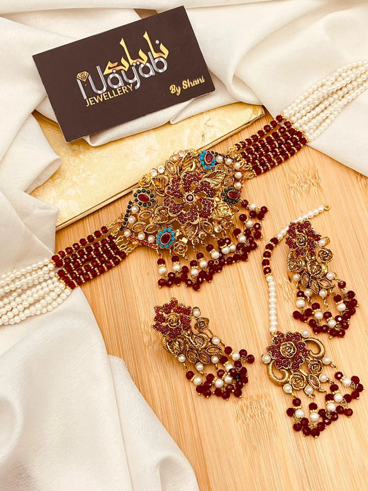 Noratan Chokar Set