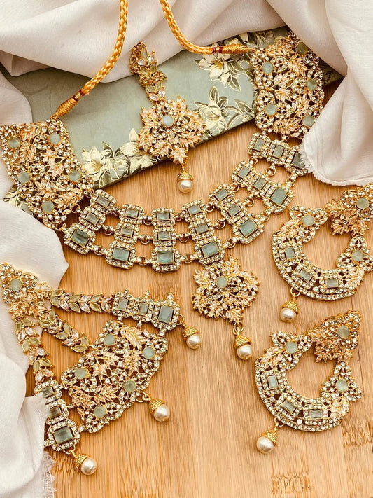 Orchid Zarcon Bridal set